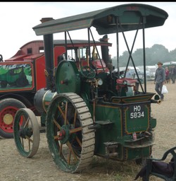 Wallis & Steevens 1903-built tractor